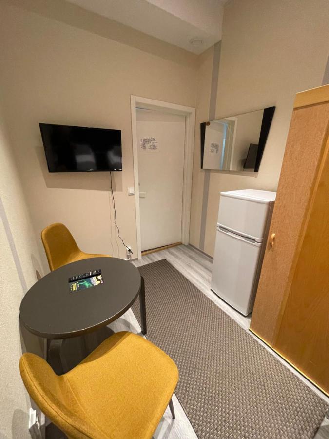 Kuukkeli Ivalo Airport Inn מראה חיצוני תמונה