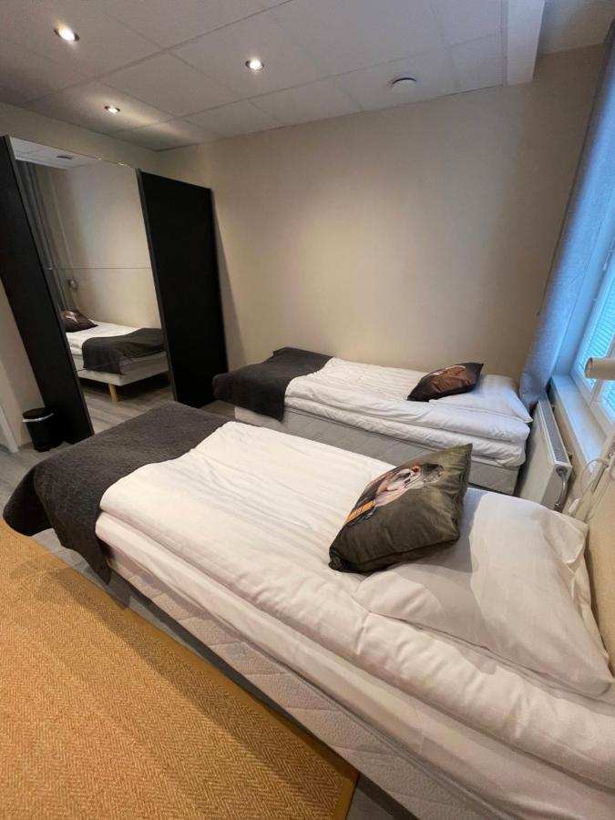 Kuukkeli Ivalo Airport Inn מראה חיצוני תמונה