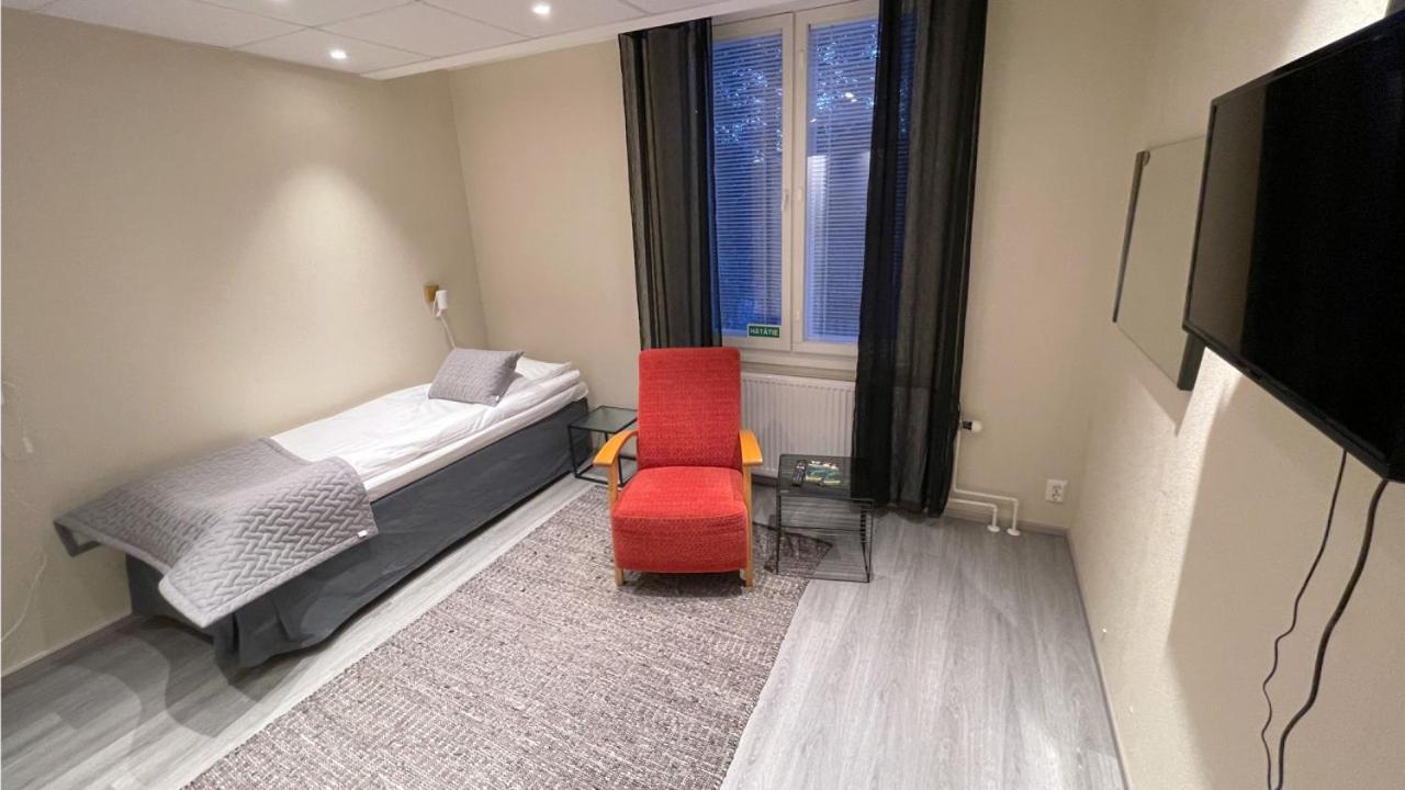 Kuukkeli Ivalo Airport Inn מראה חיצוני תמונה