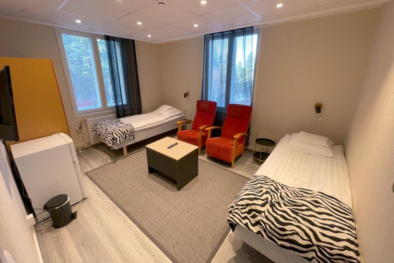 Kuukkeli Ivalo Airport Inn מראה חיצוני תמונה
